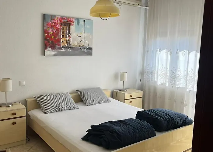 Apartment With Two Bedrooms In City Centre In Drama Greece